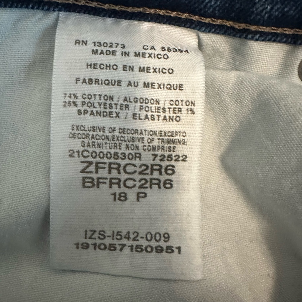 Riders, By Lee, Women's Straight Leg Blue Jeans. 18P. Indigo Blue. New With Tags - Picture 8 of 10